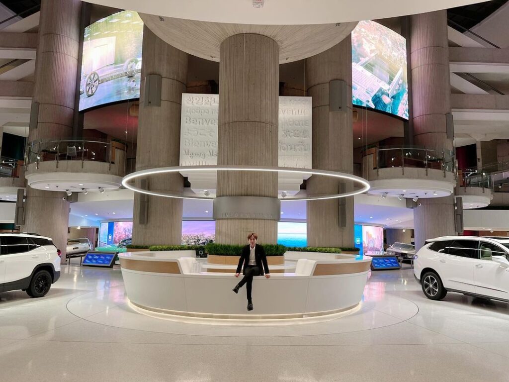 will fan, emobily, bugatti, ev, electric vehicles, helen siwak, vancouver, bc, yvr, ecoluxury, luxury lifestyle