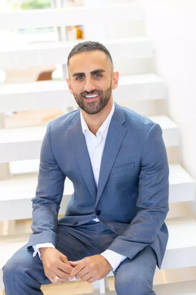 SID+JACQUELINE real estate group, West Vancouver, North Vancouver, homes, vancouver, Canada, Helen Siwak, portfolio, yvr 