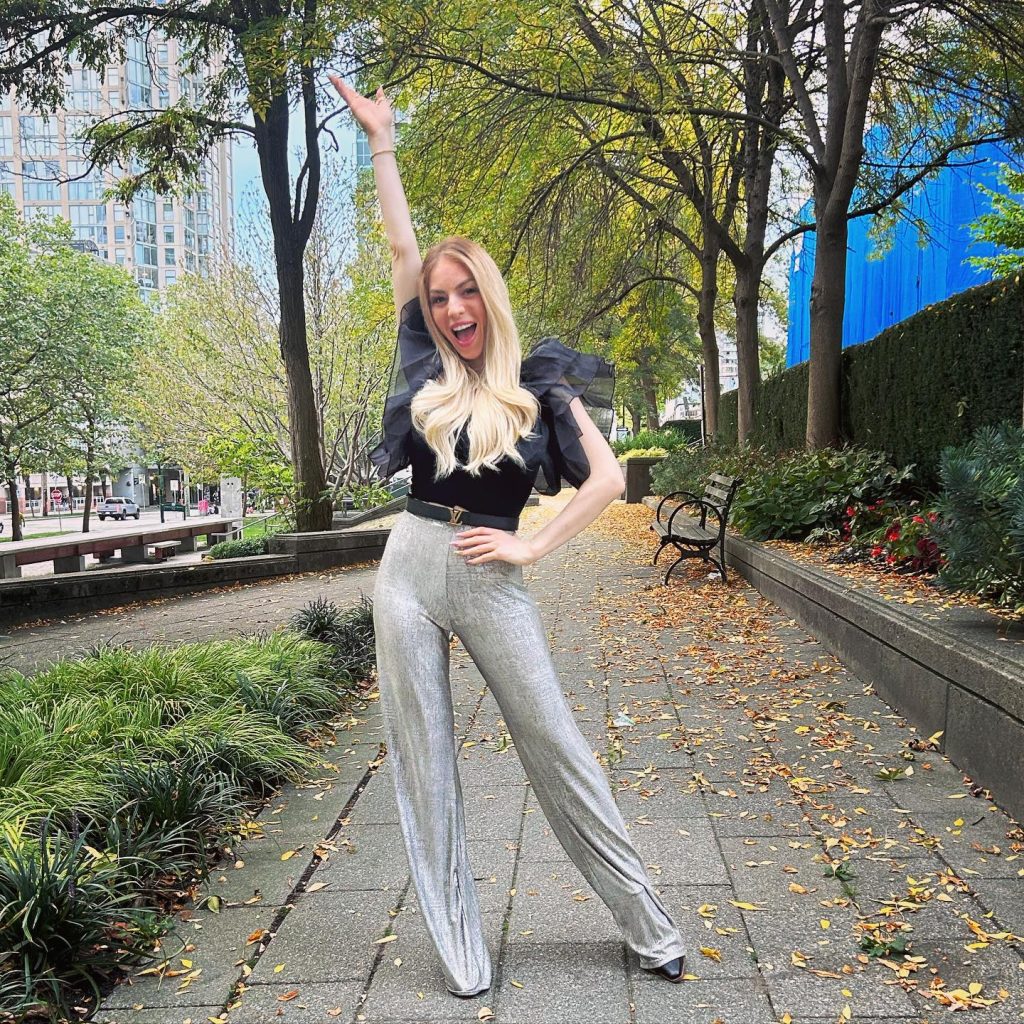 portfolioyvr, helen siwak, Brittany Michalchuk, CEO, YVR entrepreneurs club, Vancouver, bc, yvr