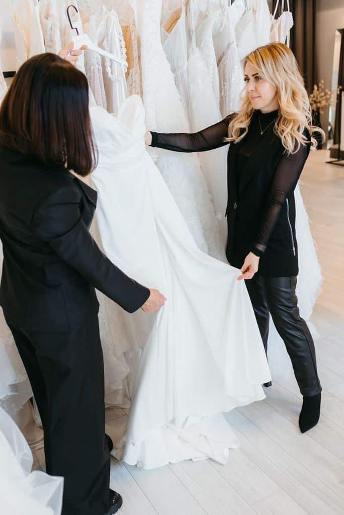 portfolioyvr, helen siwak, Tatiana Berdyugin, Natalia Khlystov, entrepreneur, Luxx Nova, Bridal, Vancouver, bc, yvr