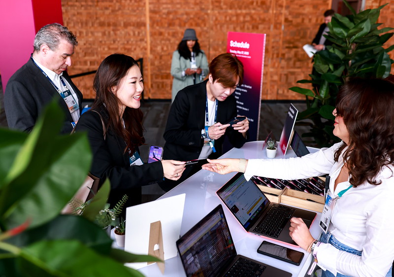 web summit, helen siwak, portfolioyvr. tropoly, west coast business magazine, vancouver, bc, yvr